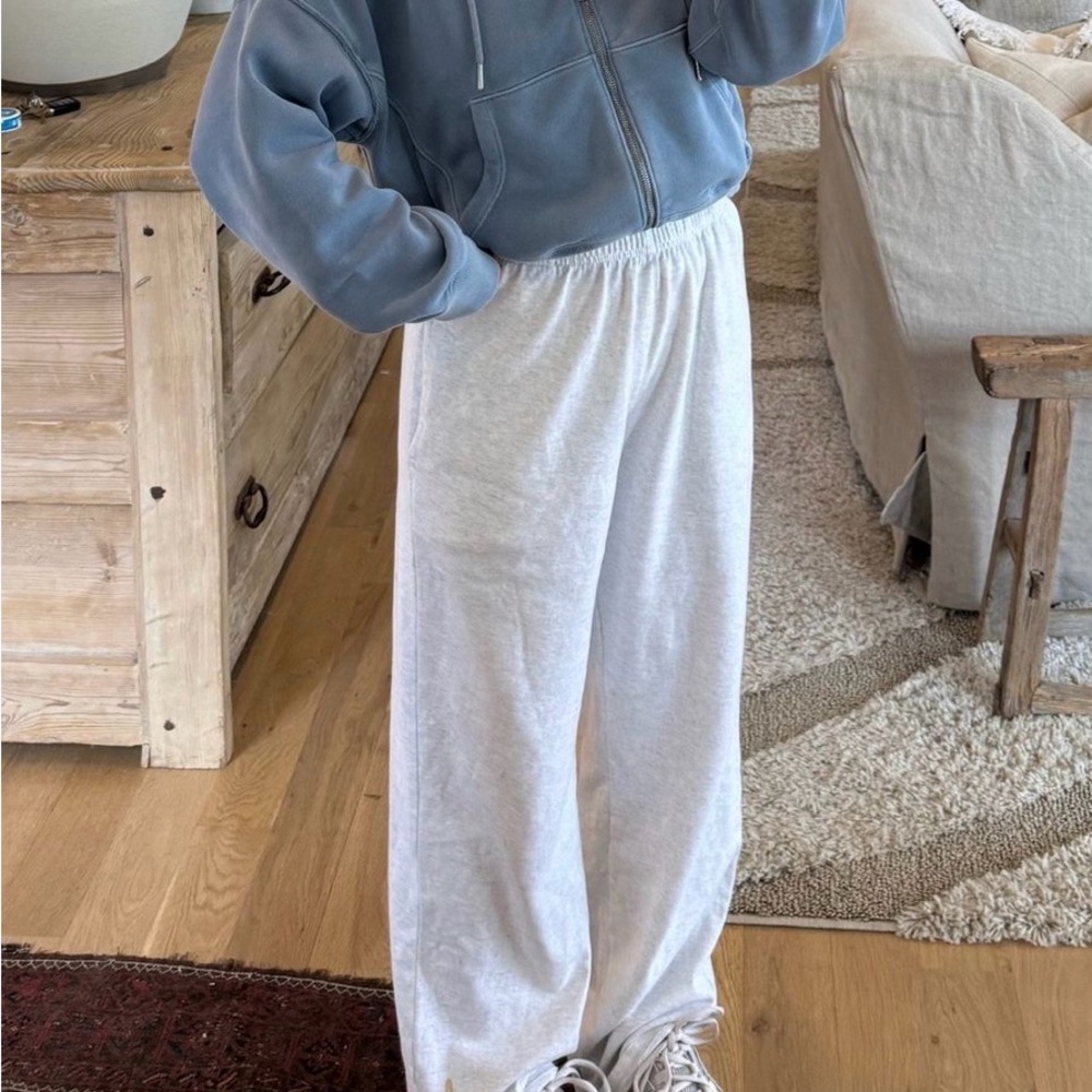 Brandy Melville Wide Leg Pants